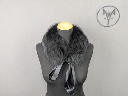 Small fox fur black collar - small,