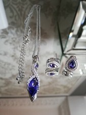 2x PIECE JEWELLERY SET -