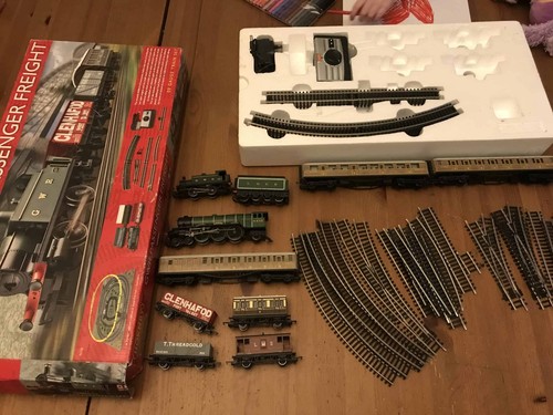 Hornby gwr passenger - gwr, freight