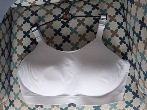 White 40dd post surgery - 40dd,