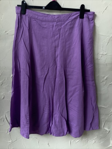 Size waist length - 20, 29"