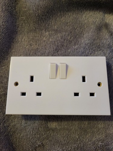 Gsm double wall - double, socket