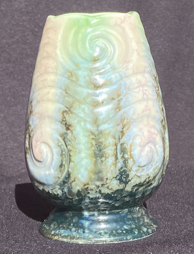 Sylvac vase swirl - swirl, ammonite