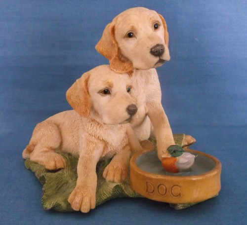 Country artists pair - country, labrador
