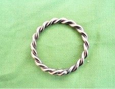 bronze twisted wire finger