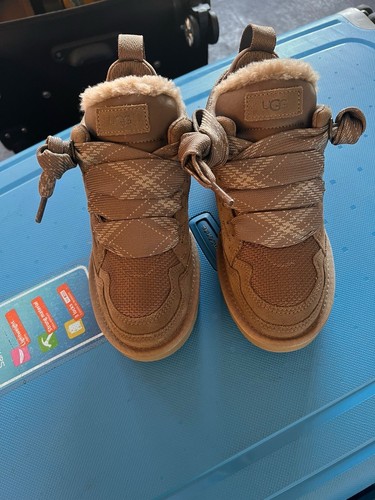 Ugg lowmel trainers size - ugg, uk