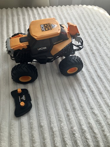 Monster jam jcb digatron with - jcb,