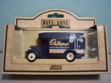 Days Gone Die-cast 16009, 1934 Dennis Van, "Cadbury's Diary Milk" Livery, VGC.