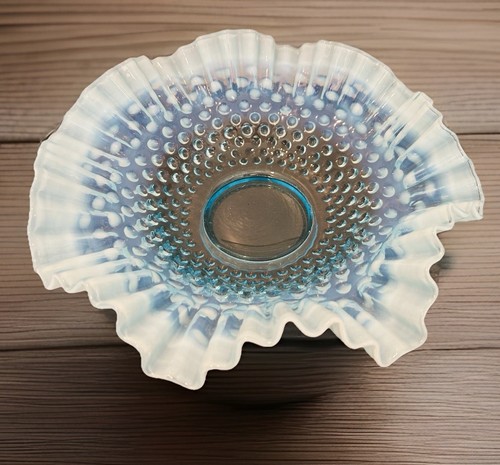 Vtg fenton hobnail design - fenton,