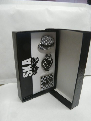 Pin badge box - sets., assorted