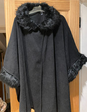 LADIES BLACK FAUX FUR TRIMMED CAPE PONCHO BY M&S ONE SIZE FITS ALL