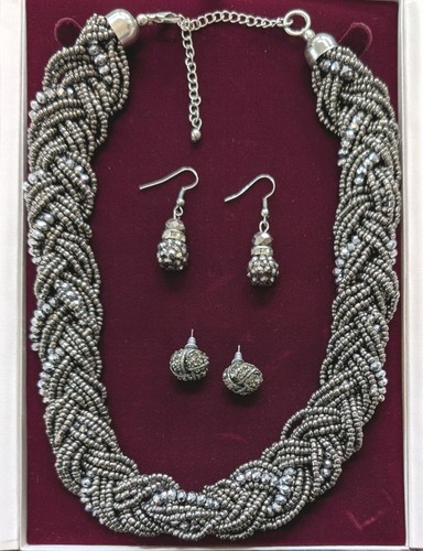 Sparkly chunky metallic grey - chunky,
