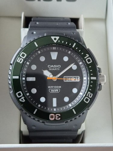 Casio mrw 230hj black - black, green