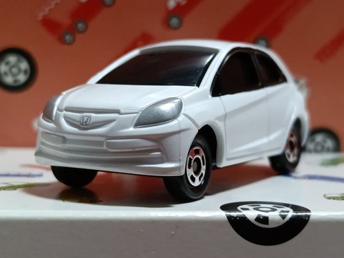 Tomica honda brio - white, used