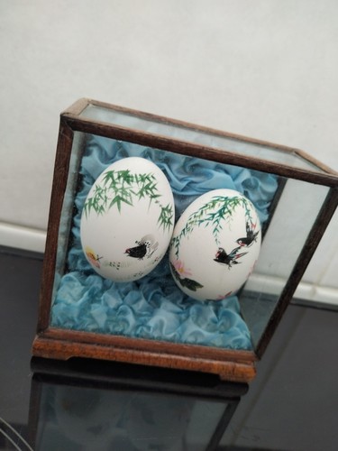 Hand painted japan eggs - hand,