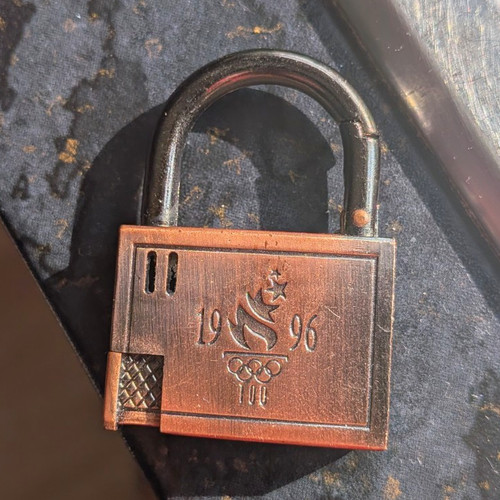 Novelty padlock shaped gas - novelty, padlock-shaped