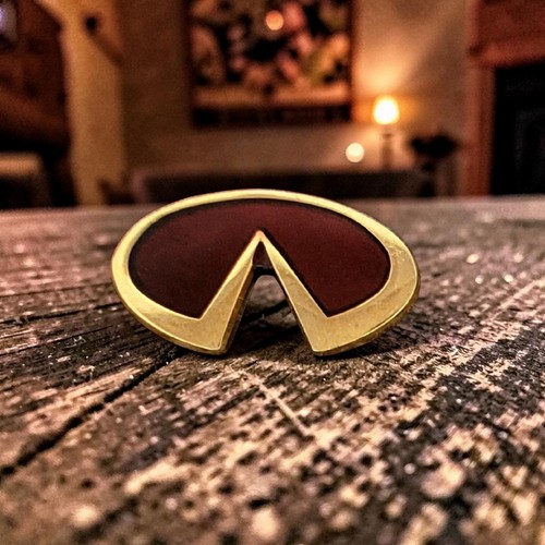 Vintage infiniti logo - logo, lapel