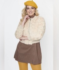 Unique Vintage NWT Cream Faux