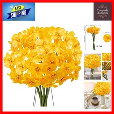 Realistic Artificial Daffodils