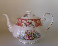 ROYAL ALBERT LADY  CARLYLE