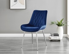 **Seconds** 2x Pesaro Navy