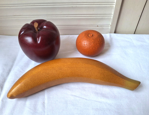 Vintage wooden fruit figurines