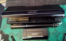 Wacom Inkling Digital Sketch Pen MDP123, Receiver, Charging Case, Nibs Art Pen