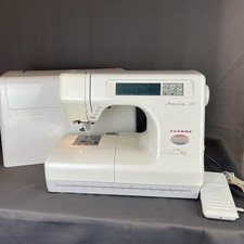 Janome Memory Craft 5700