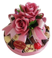 Belgian Chocolate Platter 8" Ideal Gift contains 34-35 x assorted chocolates