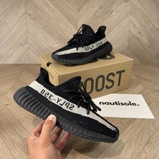 adidas Yeezy Boost 350 V2 Oreo