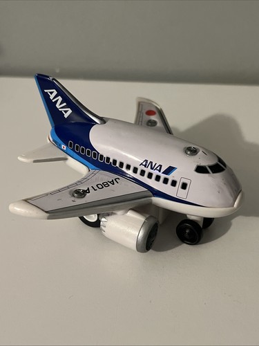 Ana airplane pull back mini - airplane,