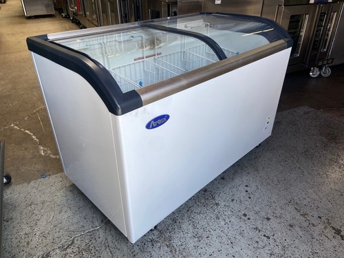 Curved glass sliding - glass,