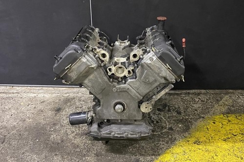 Engine assembly v8 petrol - engine, 4.2