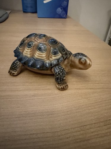 Small wade porcelain tortoise - small,