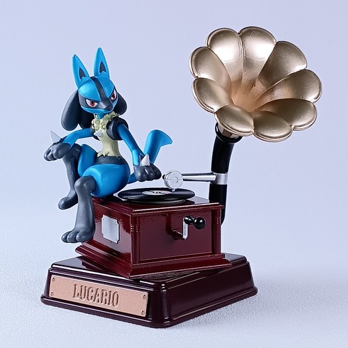 Lucario figure pokemon - lucario,