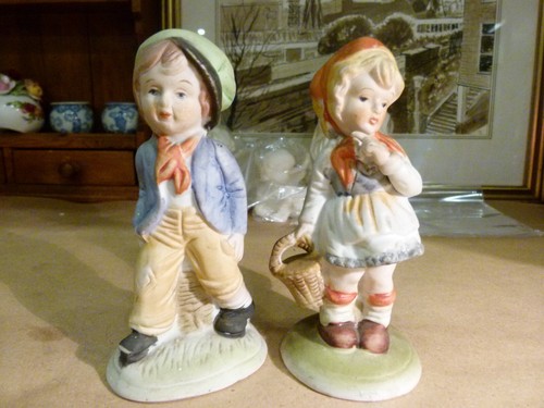 Woolbro boy and girl - , bisque