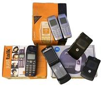 Job Lot Old Vintage Mobile Phones Nokia 5130 NK402 Motorola Razor Sony J70e