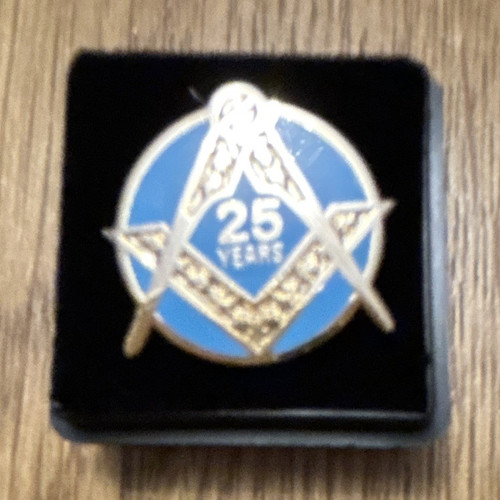 Masonic square and compasses