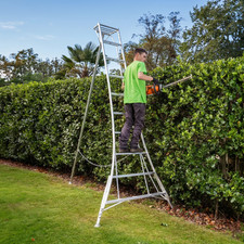 3 Leg Adjustable CROWN Garden