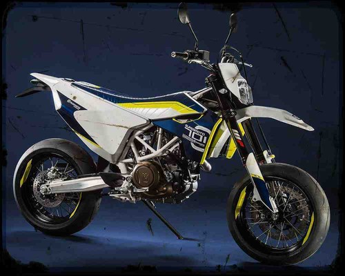 Husqvarna 701 supermoto 2 - 15,