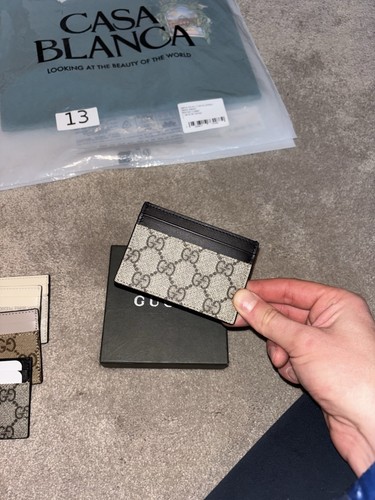 Authentic gucci supreme - authentic, gg