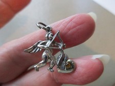 VINTAGE RETRO OLD SILVER TONE CRYSTAL CUPID BOW CHERUB LOVE HEART CHARM PENDANT