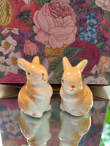 Adorable pair cute ceramic - of,