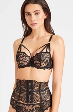 Ecrin Noir Black Swiss