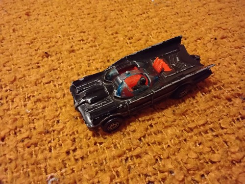 Corgi batmobile national - corgi,