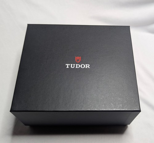 Tudor black watch box - black, 02
