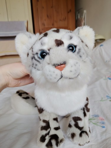 Snow leopard plush medium - snow,