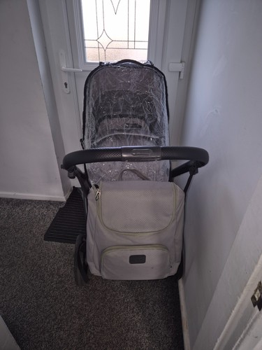 Oyster travel system pram - 3,