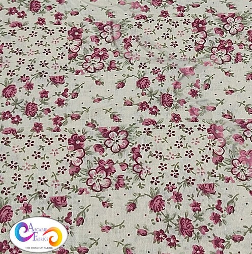 Patchwork red flowers cream - on,