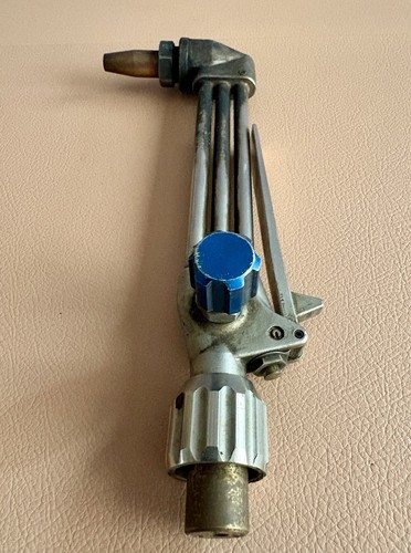 Gas cutting torch attachment - attachment,